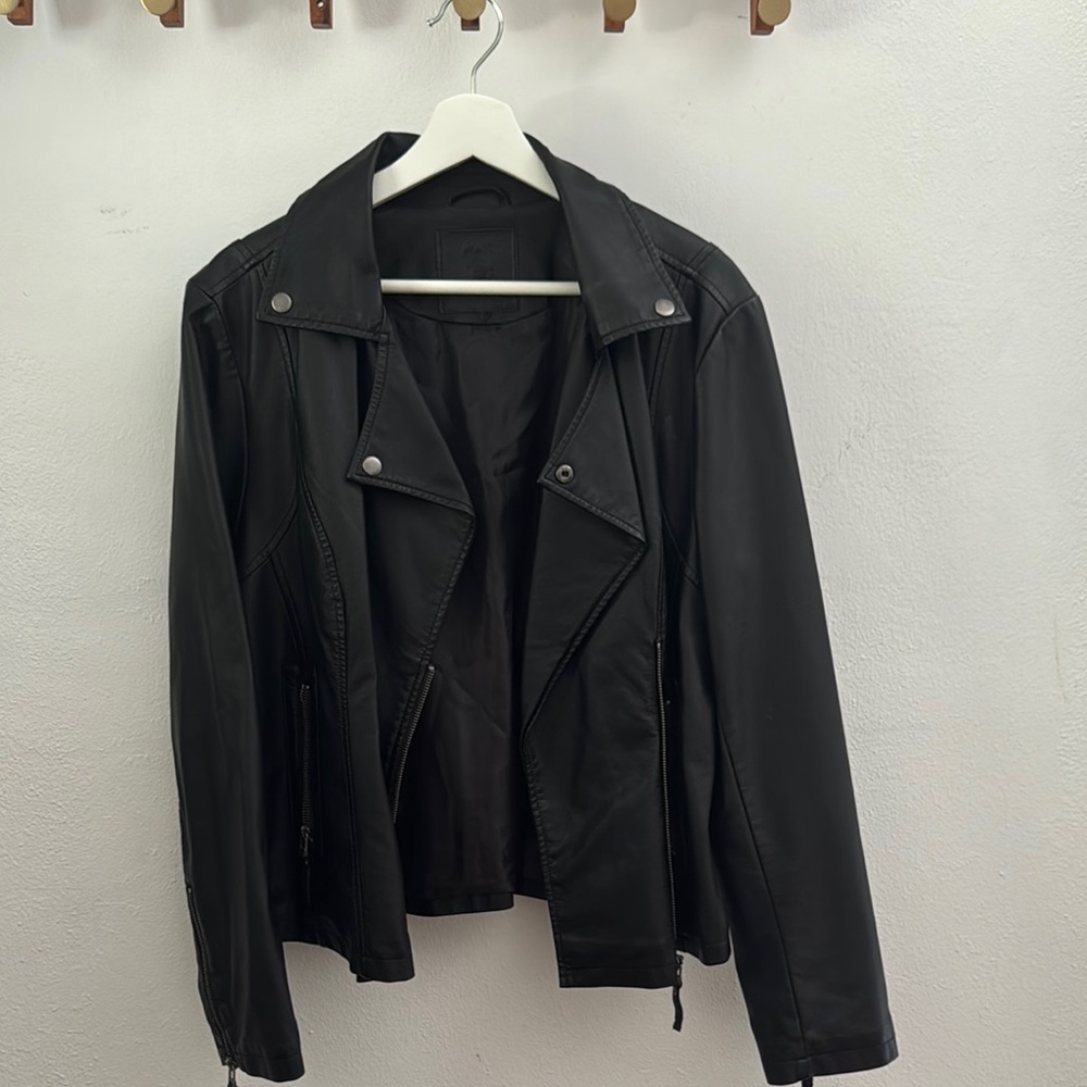 Max Studio Black Leather Moto Jacket